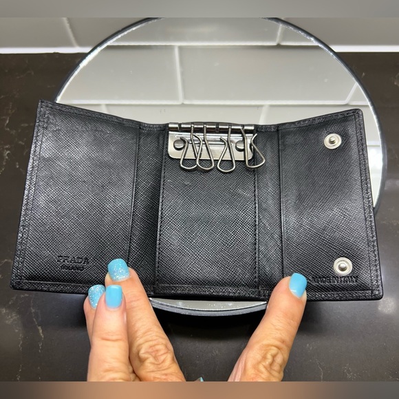 PRADA Milano Black Saffiano Leather Key Holder Case - Picture 6 of 9